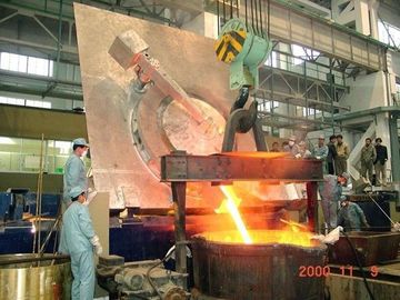 horno fusorio industrial grande de 1T 800KW para la fusión de cobre amarillo de cobre del arrabio